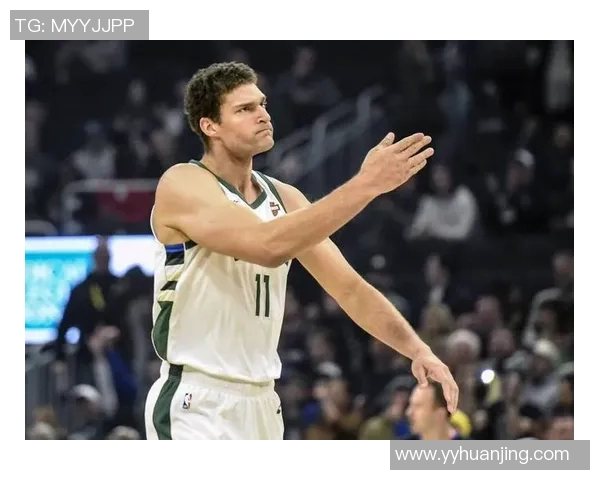 布鲁克洛佩斯：从角色球员到NBA顶尖中锋的华丽转身